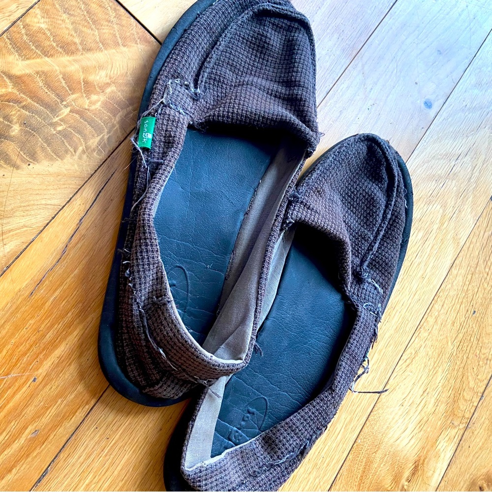 Sanuk Women’s Black Size 8